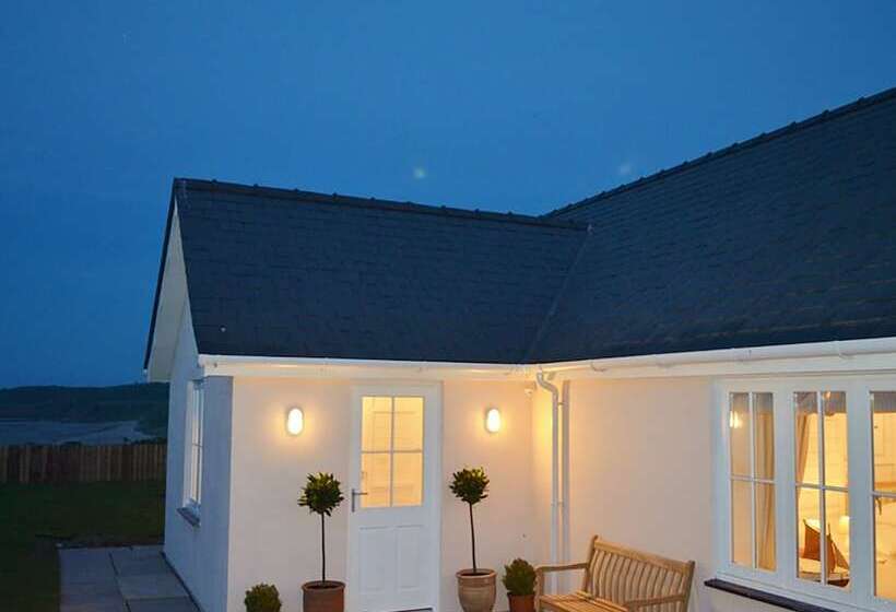 Lligwy Beach Cottage