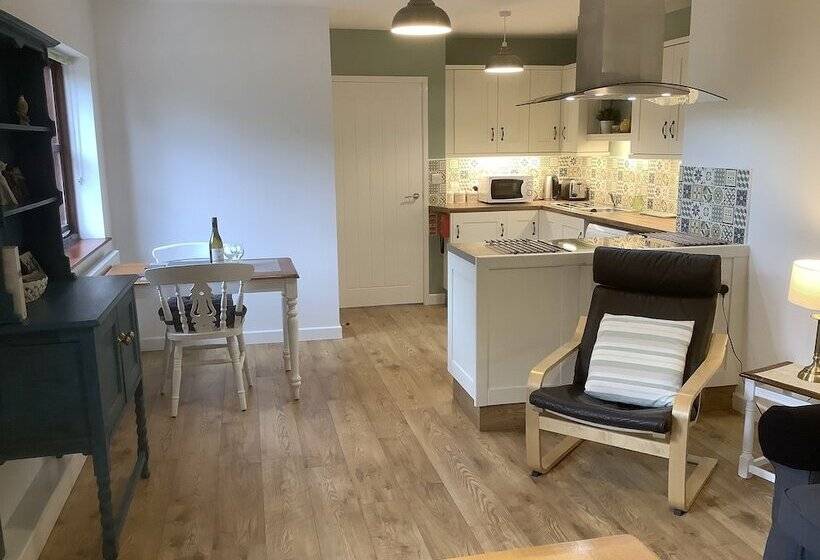 Mendip Cottage