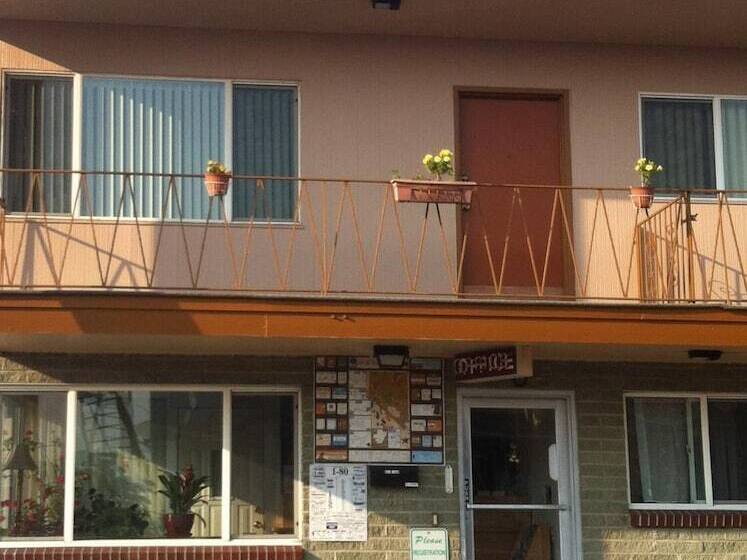 מוטל Economy Inn