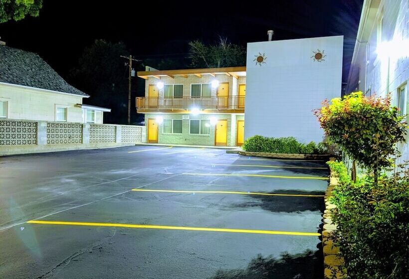 מוטל Economy Inn