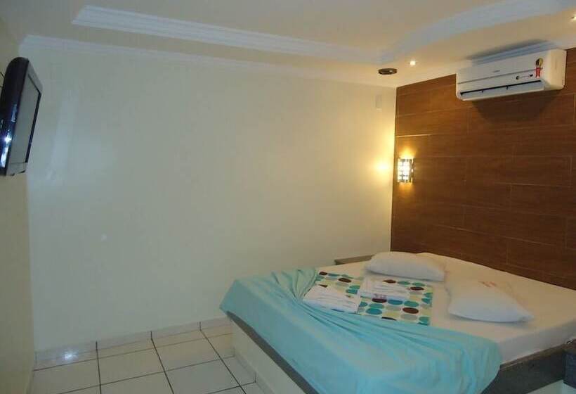 Motel Paloma   Adults Only