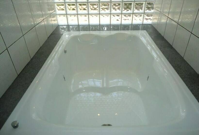 Motel Paloma   Adults Only