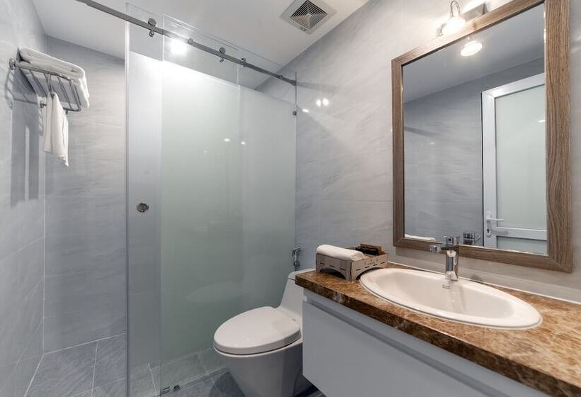 Pavilor Hotel Nha Trang