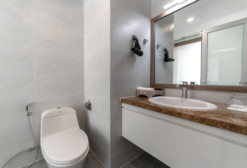 Pavilor Hotel Nha Trang