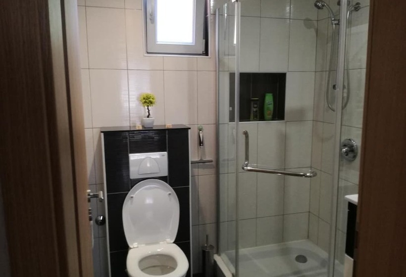 پانسیون Apartmani Denis