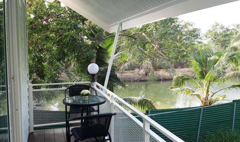 פנסיון Baan Ing Tara Salaya