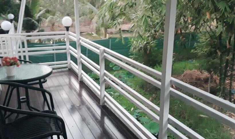 פנסיון Baan Ing Tara Salaya