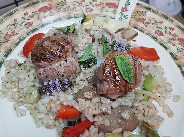 פנסיון Dream Village