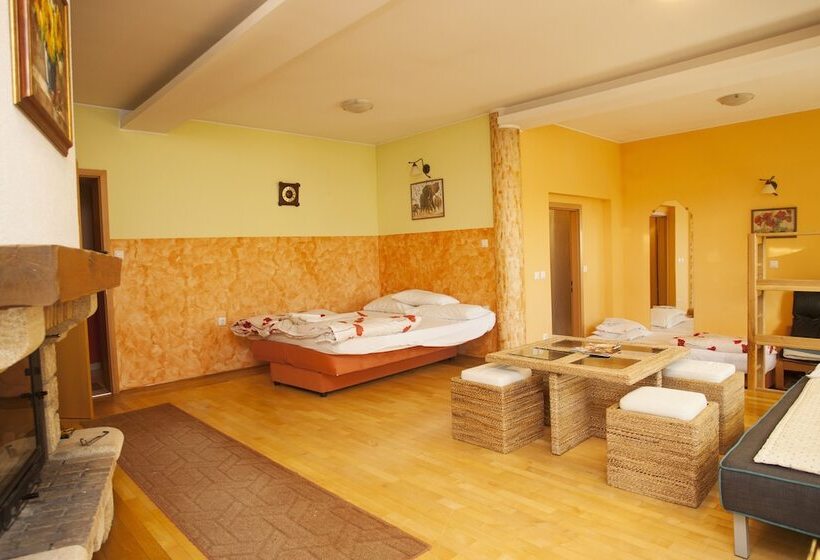 پانسیون Guest House čelan