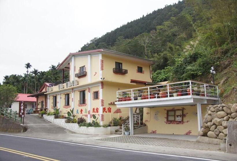 پانسیون Heaven Bird B&b