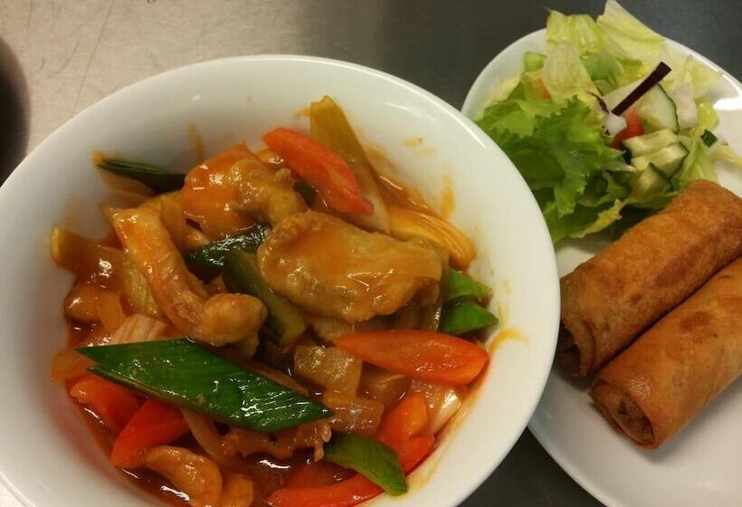 פנסיון Håkon Gjestehus