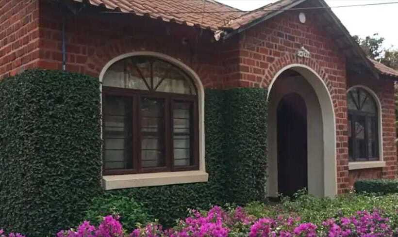 ペンション Kasulu Motel