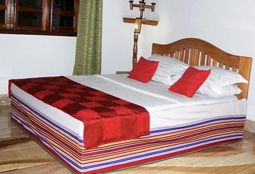 پانسیون Kitojo Guest Cottages