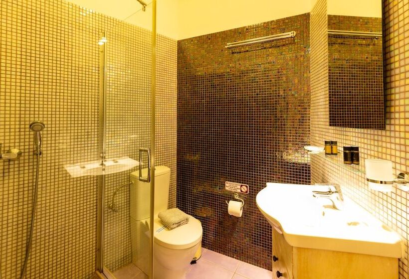 بنسيون Kohylia Beach Guest House