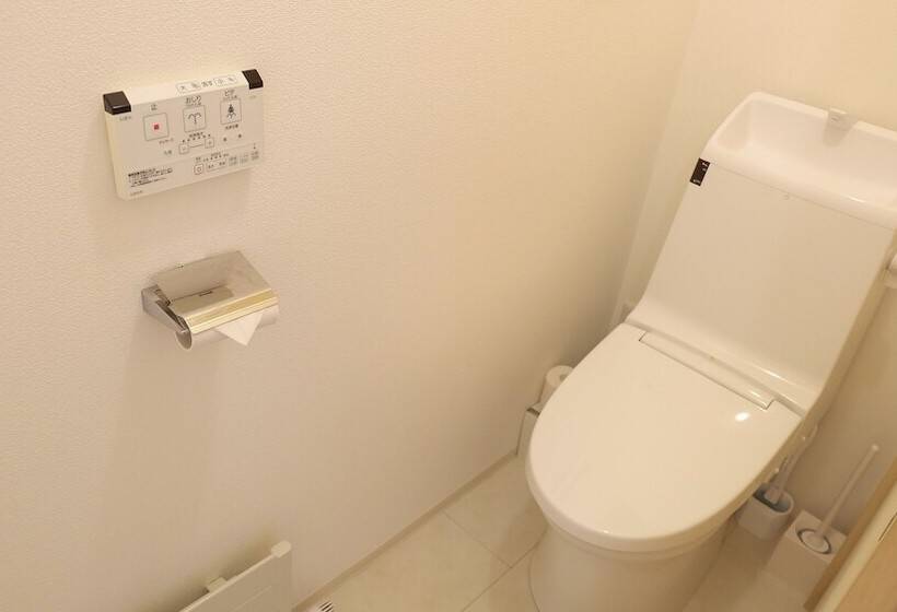 פנסיון Onuma Lakeside Cottage