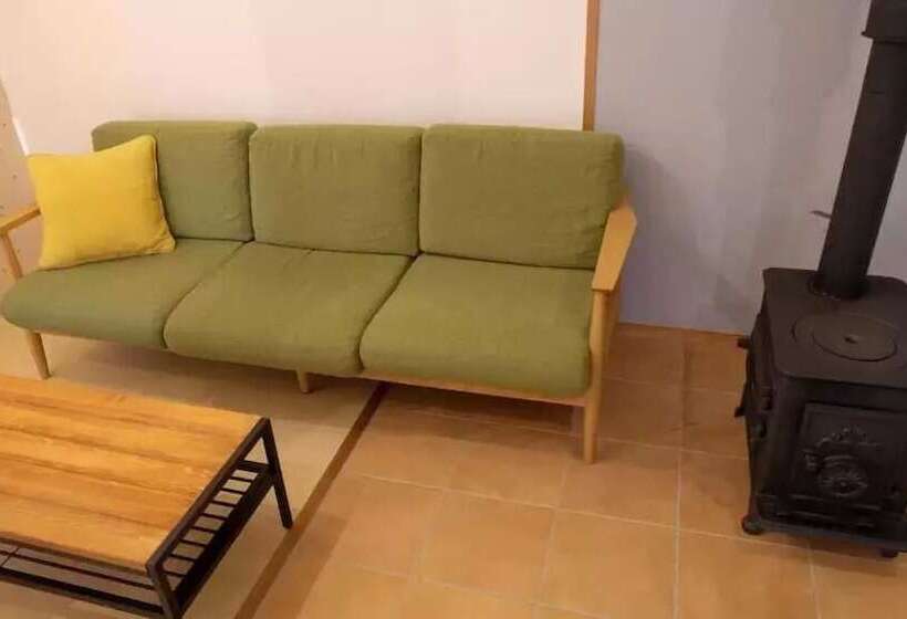 פנסיון Onuma Lakeside Cottage