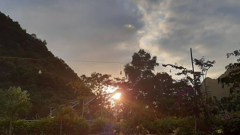 پانسیون Phong Nha Bolero Bungalow