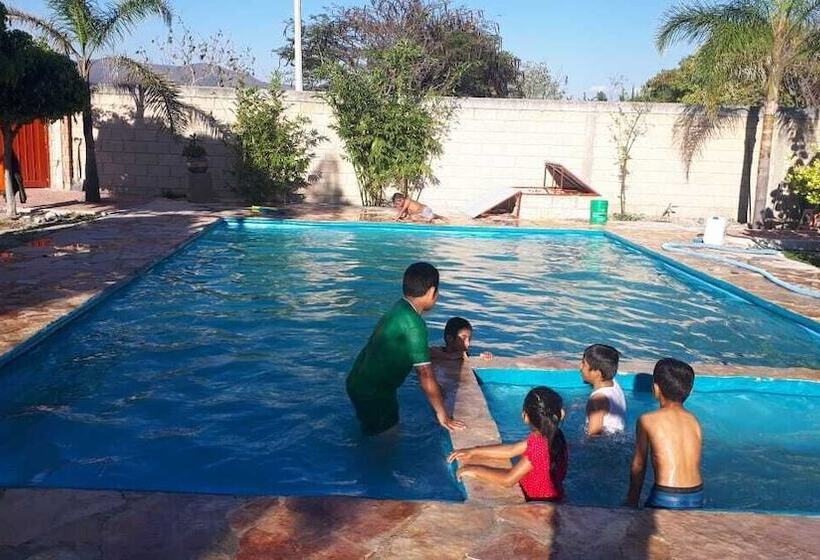 膳宿费 Posada Rancho Los Laureles