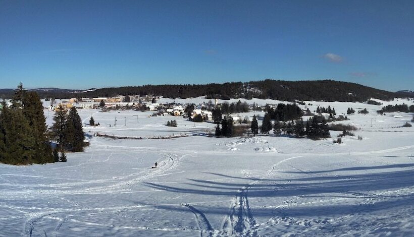 پانسیون Prenočišča Miklavčič