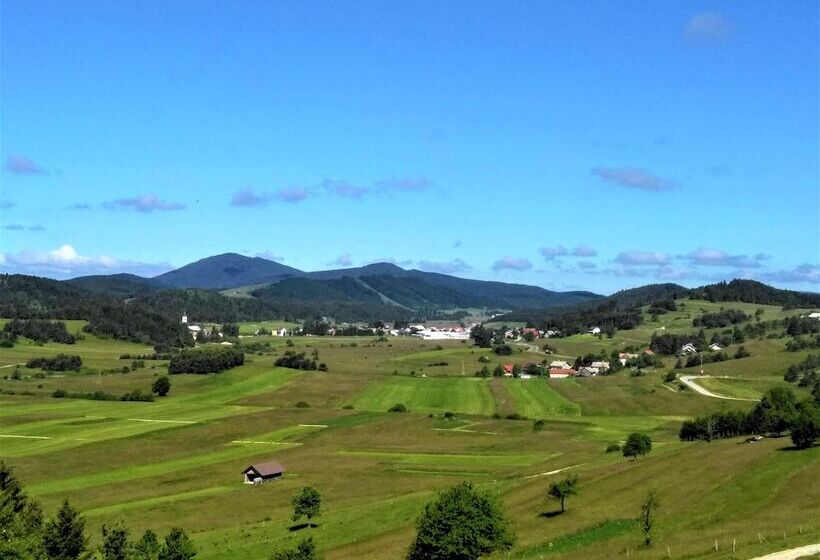 پانسیون Prenočišča Miklavčič