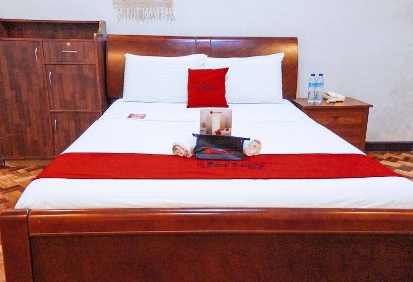 ペンション Reddoorz Plus @ Valencia Bohol