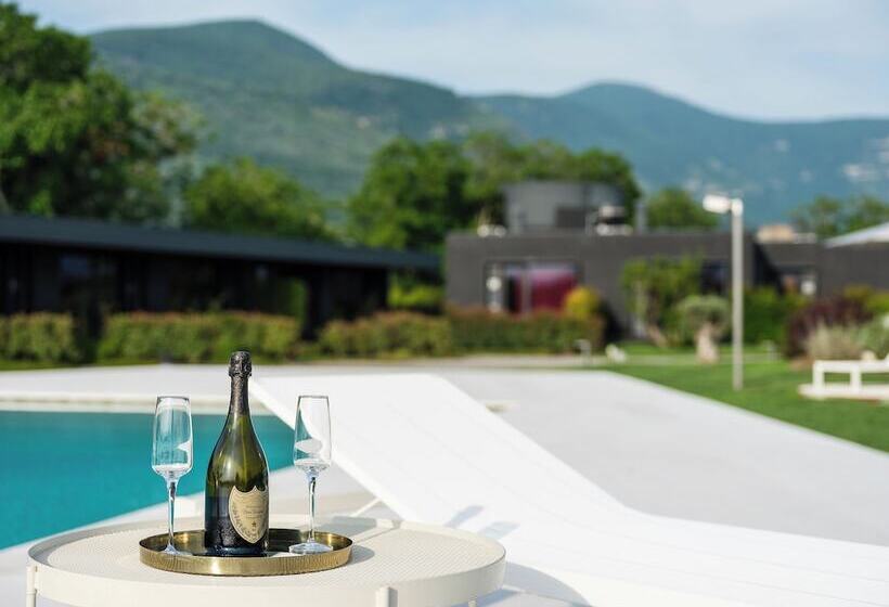 פנסיון Secret Garden