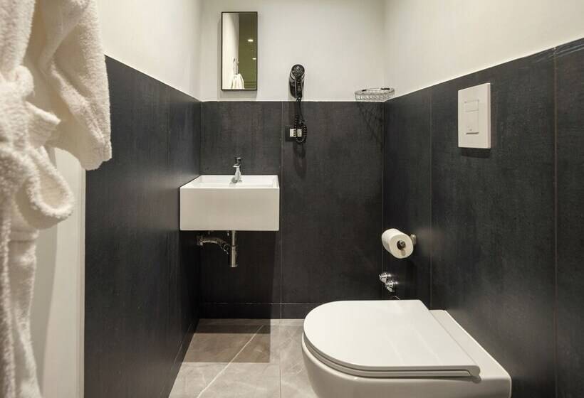 פנסיון Secret Garden