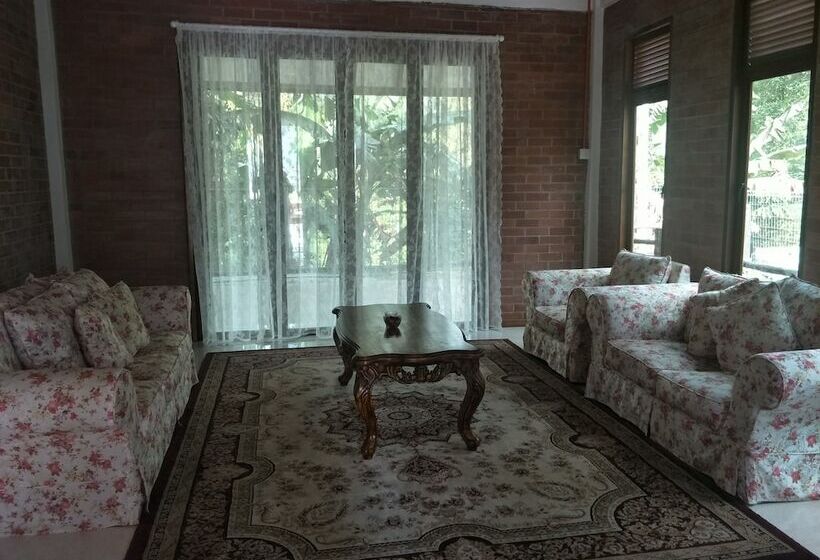 膳宿费 Tokwan S Agro Village