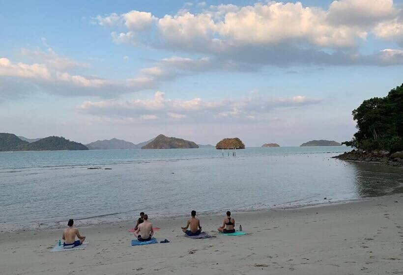 بنسيون Wild Pasir Panjang Villas