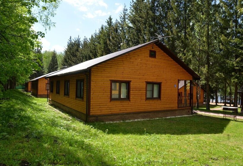 منتجع Flora Park Country Club