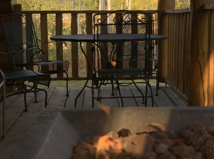 Sawinglogzz Log Cabin