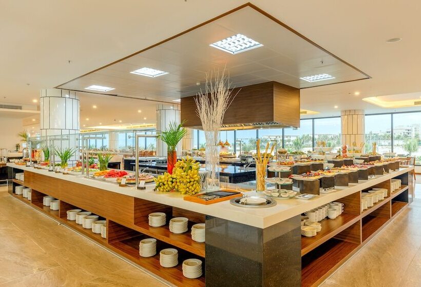 Selectum Noa Resort Cam Ranh