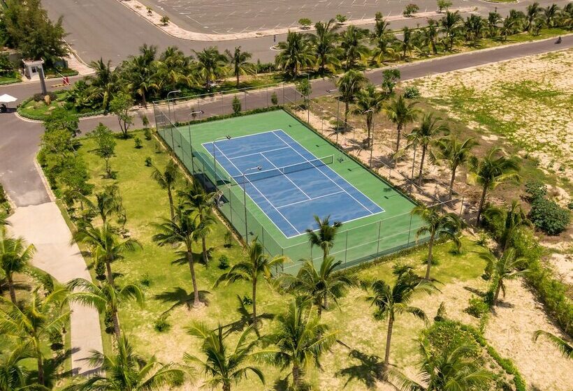 Selectum Noa Resort Cam Ranh