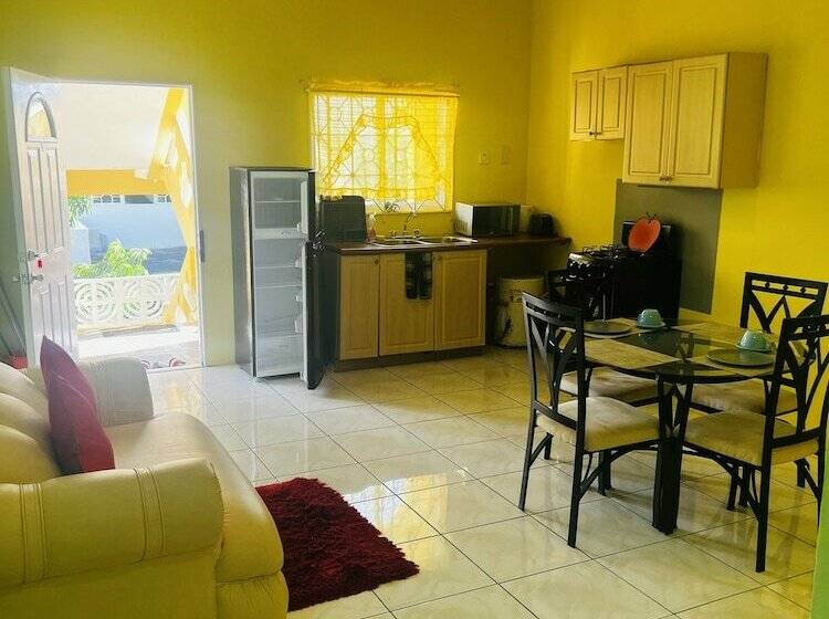 Spring Palm Estate