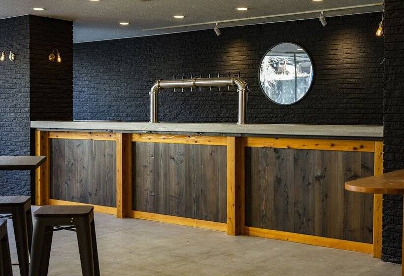 فندق صغير The Phat Packers