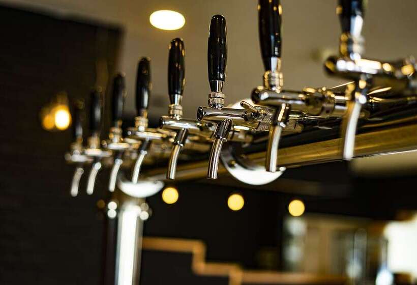 فندق صغير The Phat Packers