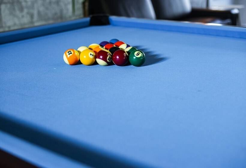 فندق صغير The Phat Packers