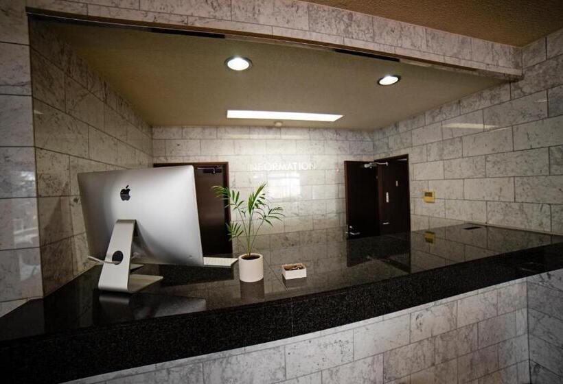 فندق صغير The Phat Packers