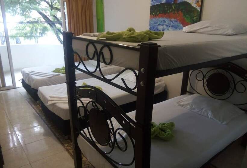 Toscanini Casa Hostal