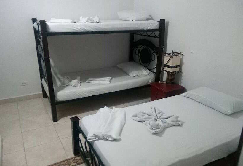 Toscanini Casa Hostal