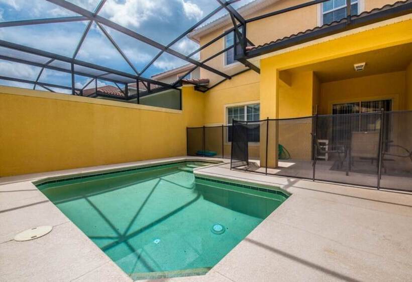 Townhome In Champions Gate Resort 2827