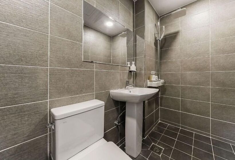 Vallas Hotel & Guest House