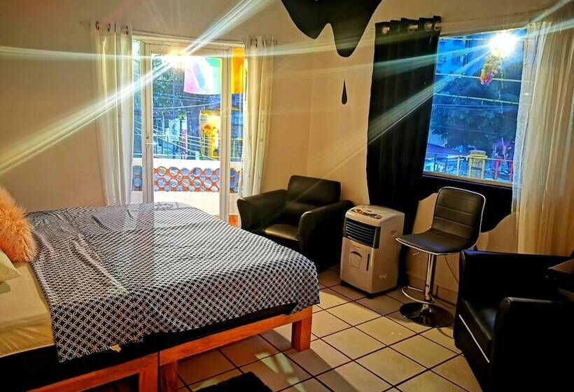 Vela Lounge & Hostel Pv   Caters To Male