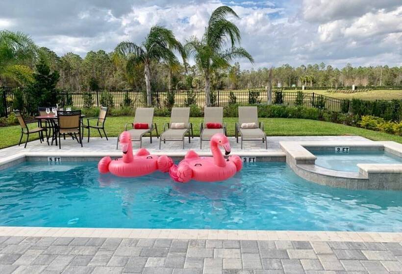 Villa In Encore Resort At Reunion 1995