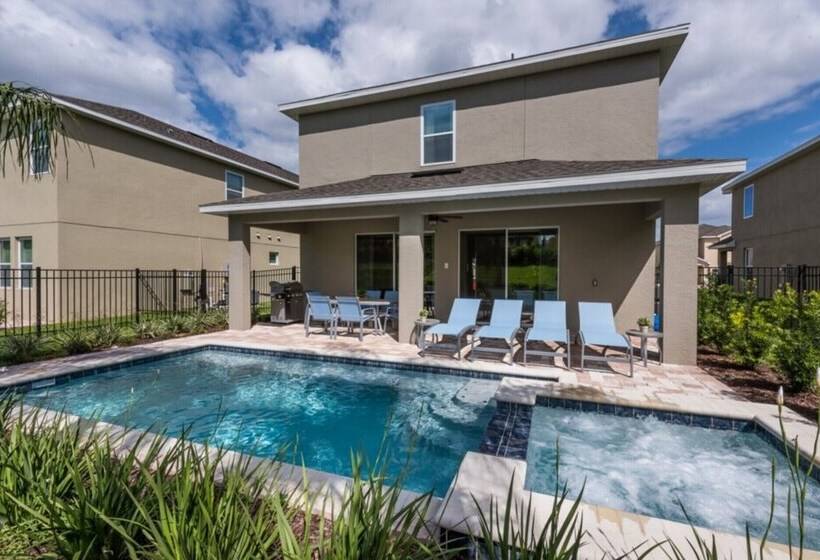 Villa In Encore Resort At Reunion 1996