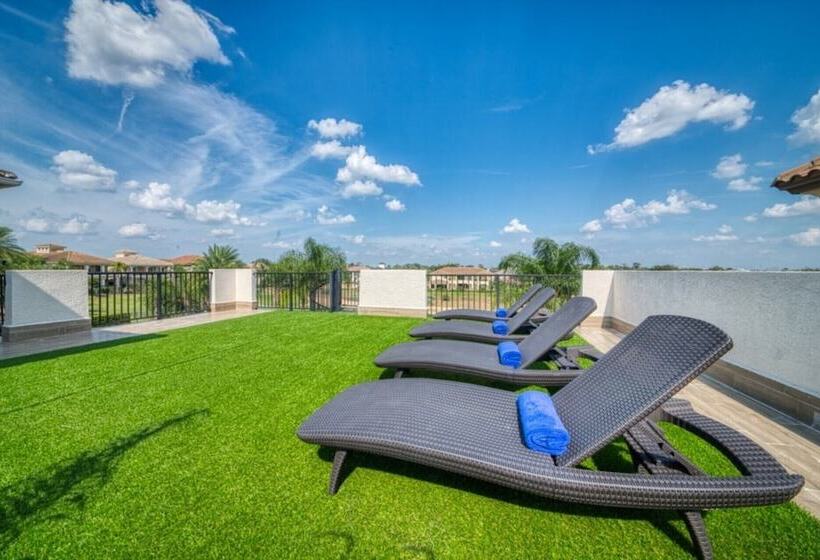 Villa In Reunion Resort 1297