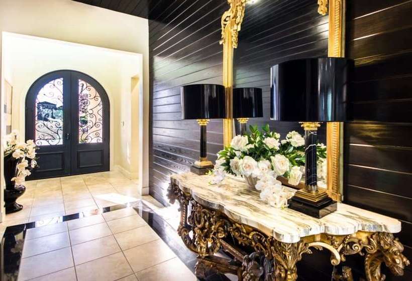 Villa In Reunion Resort 1373