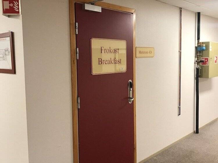 Vormsund Golf Hotell Bed & Breakfast