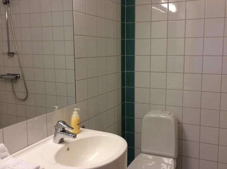 Vormsund Golf Hotell Bed & Breakfast