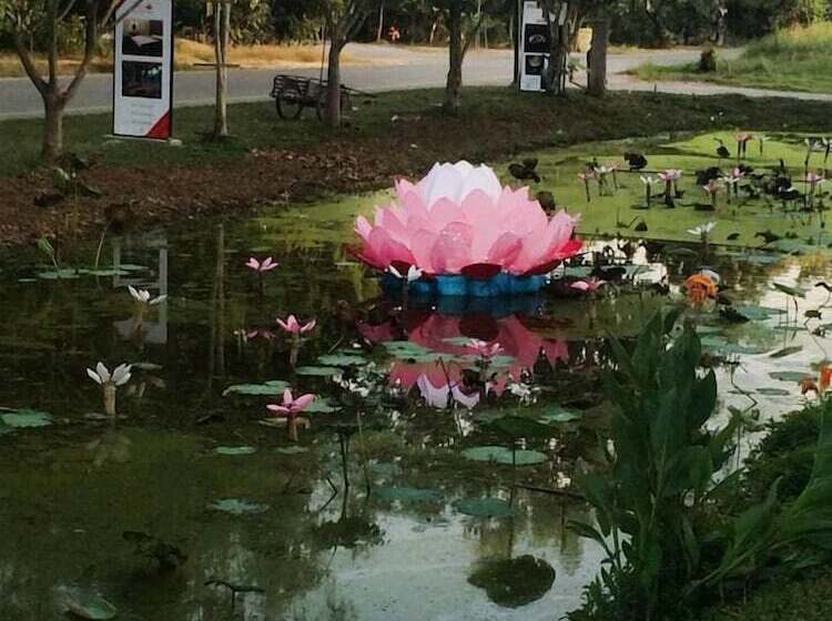 فندق صغير Dorm Of Happiness By Tharaburi Resort